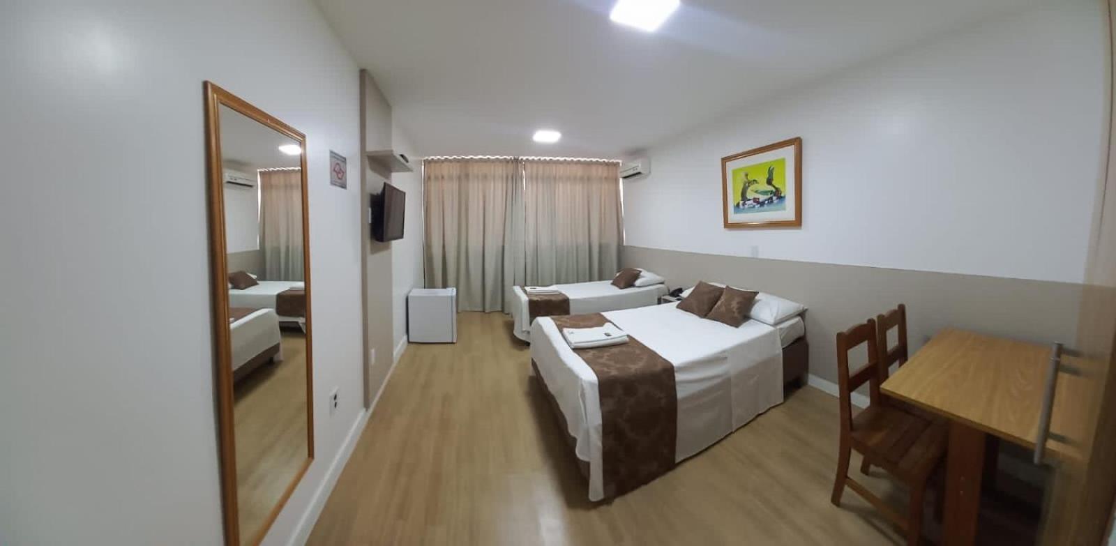 Max Hotel นูเคลโอบันเดรานชิ ภายนอก รูปภาพ