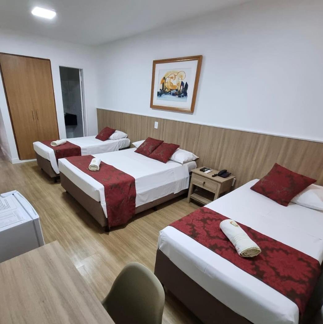 Max Hotel นูเคลโอบันเดรานชิ ภายนอก รูปภาพ