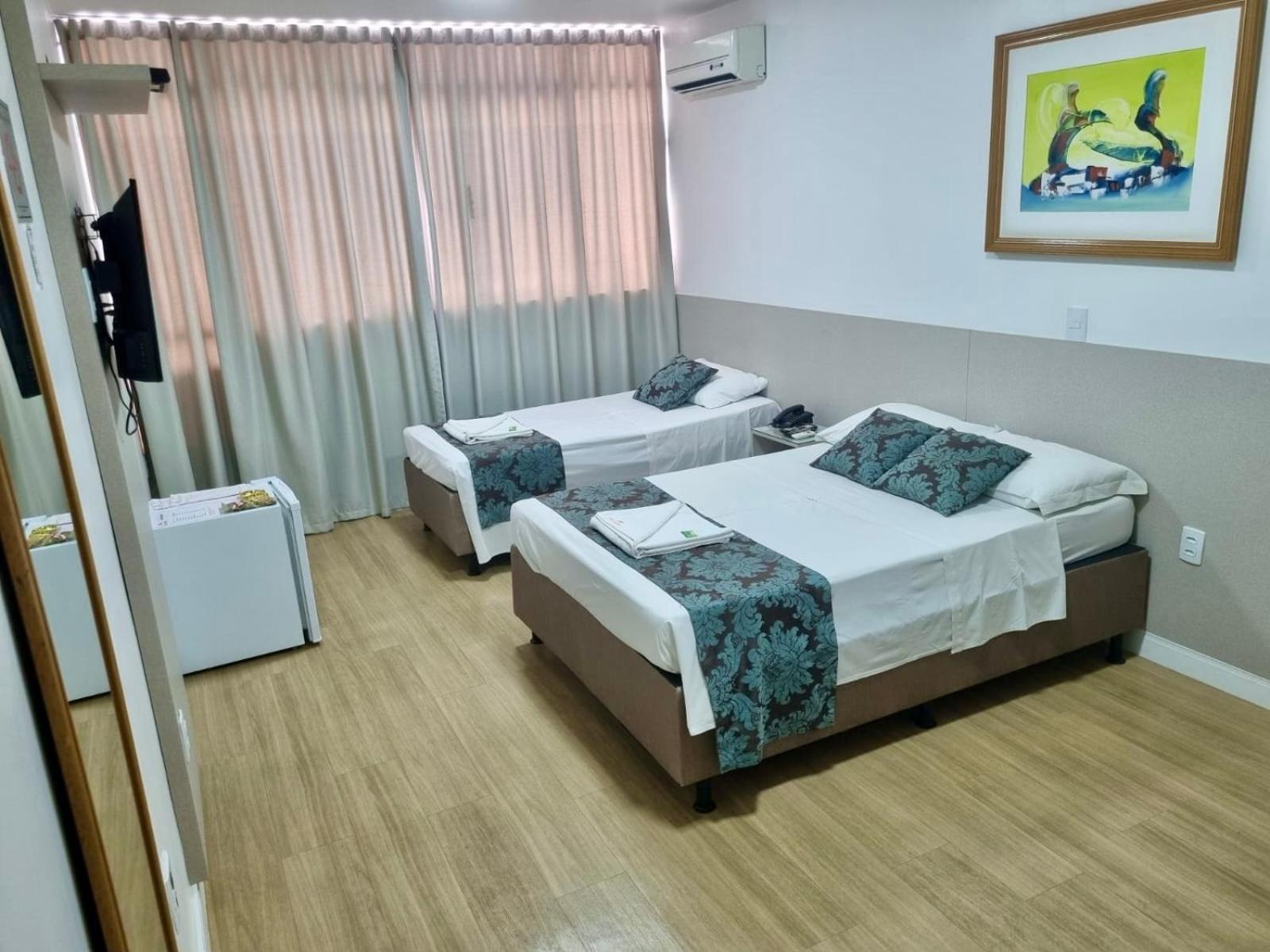 Max Hotel นูเคลโอบันเดรานชิ ภายนอก รูปภาพ
