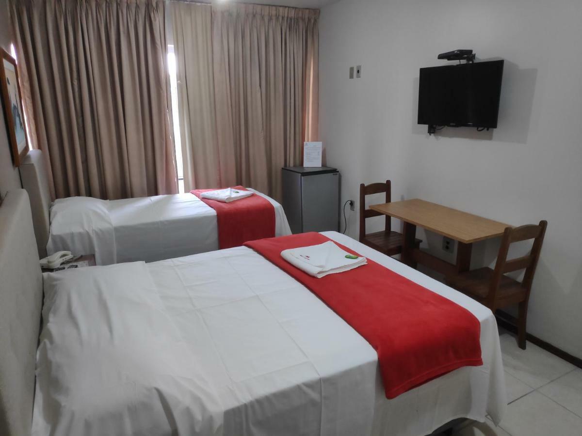 Max Hotel นูเคลโอบันเดรานชิ ภายนอก รูปภาพ